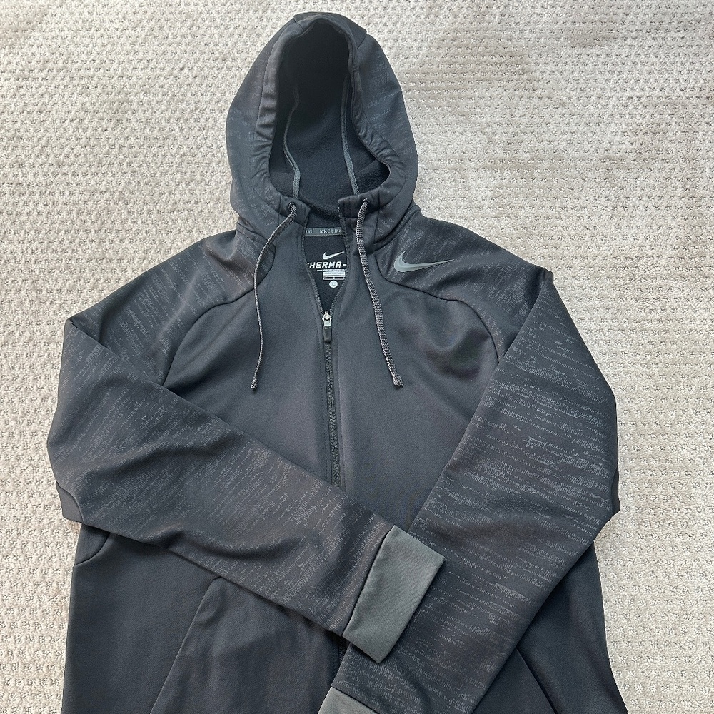 Nike Therma-Fit full zip Hoodie Men’s Size Large Black